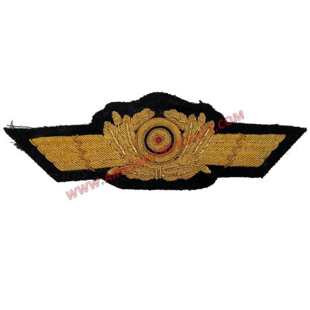 WW German Luftwaffe Officer Cap Wreath Badge Gold